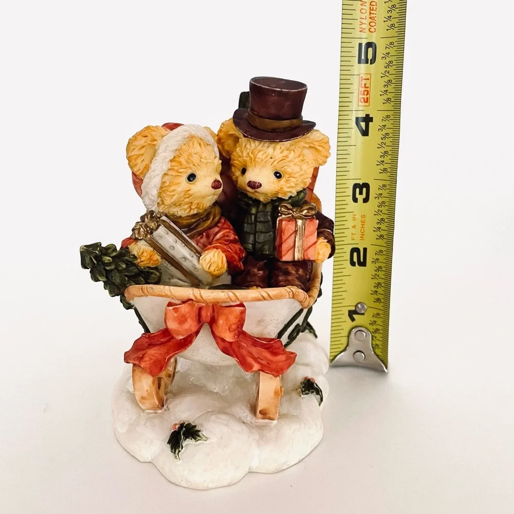 Vintage 1995 Collections and Me Bears in Christmas Sleigh
